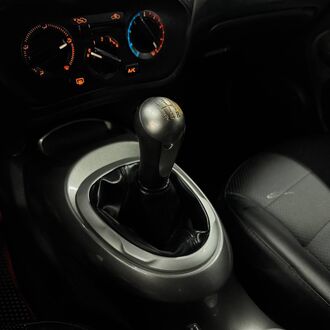 Nissan Juke F15 1.6 МТ( 117 л.с.)