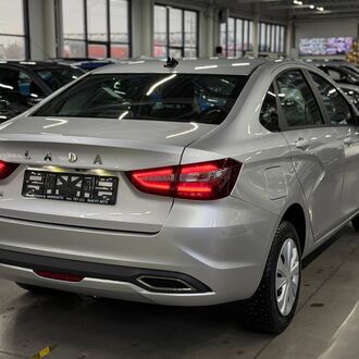 LADA VESTA 1.8 CVT( 122 л.с.)