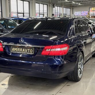 Mercedes-Benz E-Class 1.8 AT( 184 л.с.)