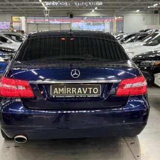 Mercedes-Benz E-Class 1.8 AT( 184 л.с.)