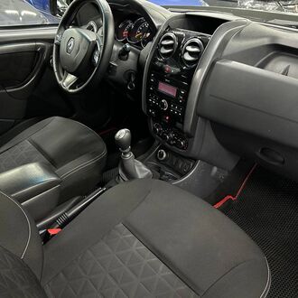 Renault DUSTER AWD 1.6 MT ( 114л.с.)