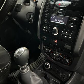 Renault DUSTER AWD 1.6 MT ( 114л.с.)