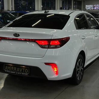 KIA RIO 1.6 MT ( 123л.с.)