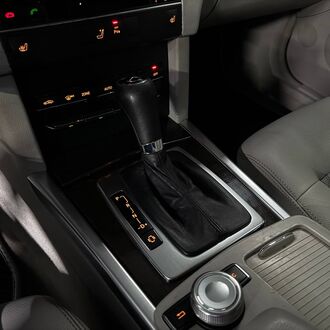 Mercedes-Benz E-класс 1.8 AT