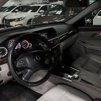 Mercedes-Benz E-класс 1.8 AT