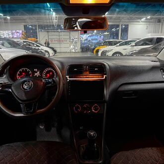 Volkswagen Polo 1.6 MT( 90л.с.)