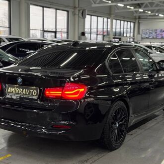 BMW 3 Series 1.5 AT( 136 л.с.)