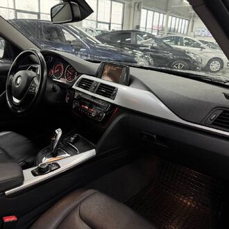 BMW 3 Series 1.5 AT( 136 л.с.)