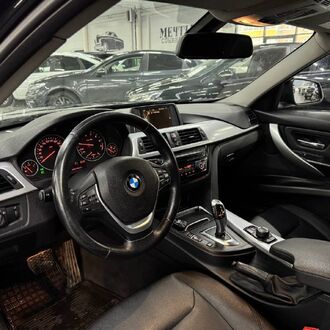 BMW 3 Series 1.5 AT( 136 л.с.)