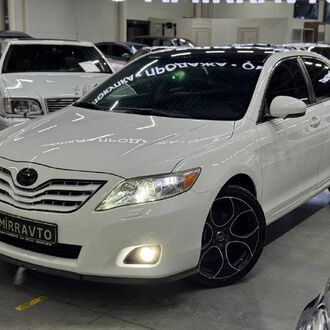 Toyota Camry 2.5 AT