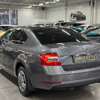 Skoda OCTAVIA 1.6 AT
