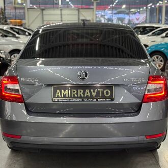 Skoda OCTAVIA 1.6 AT