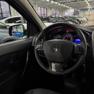 RENAULT SANDERO 1.6 MT (82 л.с.)