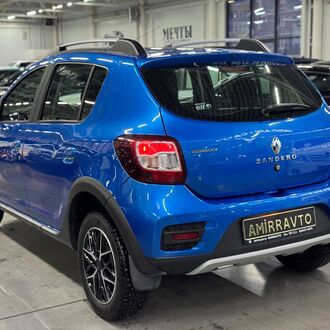 RENAULT SANDERO 1.6 MT (82 л.с.)