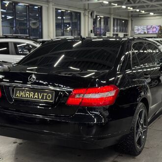 Mercedes Benz E-Class 2.1 AT (170 л.с)