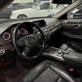 Mercedes Benz E-Class 2.1 AT (170 л.с)