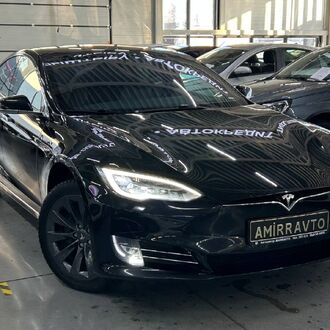 Tesla Model S Long Range AT