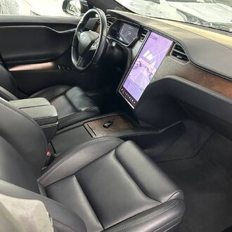 Tesla Model S Long Range AT