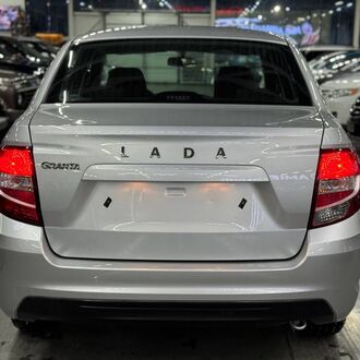 Lada Granta 1.6MT
