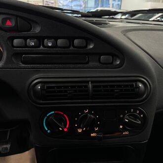 Lada Niva Travel 1.7 MT