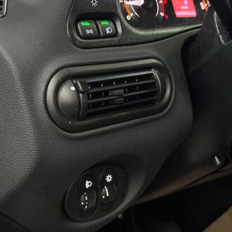 Lada Niva Travel 1.7 MT