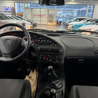 Lada Niva Travel 1.7 MT