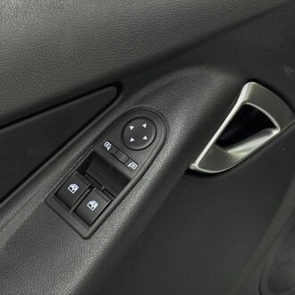 Lada Granta лифтбек 1.6 MT