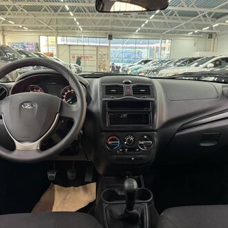 Lada Granta лифтбек 1.6 MT