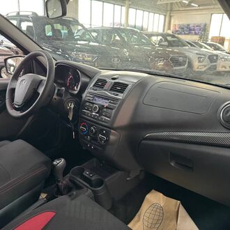 Lada Granta лифтбек 1.6 MT