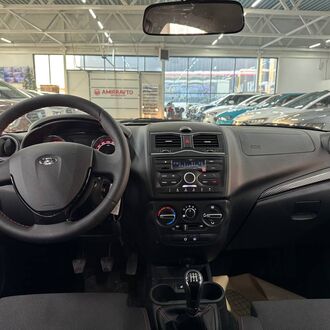 Lada Granta лифтбек 1.6 MT