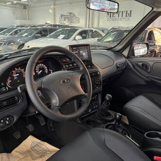 Lada Niva Travel 1.7 MT