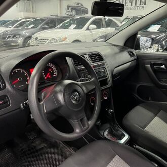 Volkswagen Polo 1.6 AT