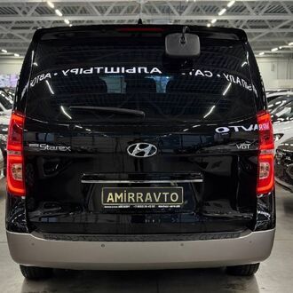 Hyundai Grand Starex 2.5 AT