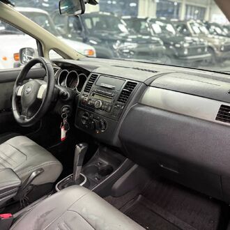 Nissan Tiida 1.6 AT (110 л.с)