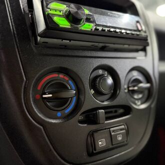 Lada Granta седан 1.6MT ( 83 л.с.) Lada Granta седан 1.6MT ( 83 л.с.)