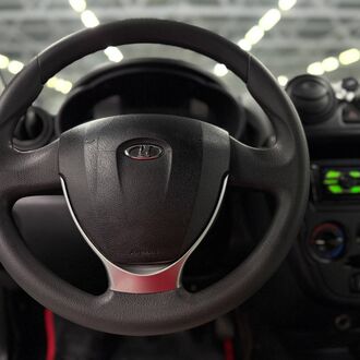 Lada Granta седан 1.6MT ( 83 л.с.) Lada Granta седан 1.6MT ( 83 л.с.)