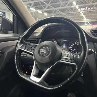 NISSAN Qashqai 2.0 AT( 144 л.с)