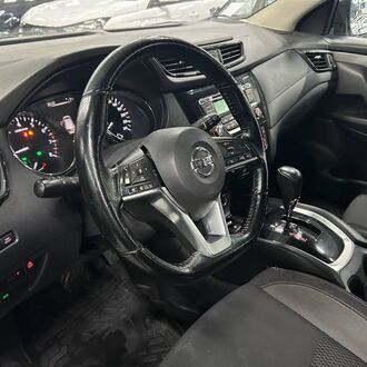 NISSAN Qashqai 2.0 AT( 144 л.с)