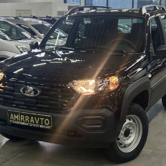 NIVA Travel 1.8 MT ( 90 л.с )