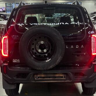 NIVA Travel 1.8 MT ( 90 л.с )