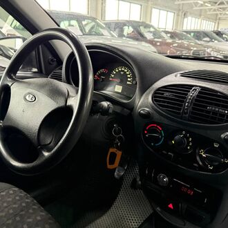 Lada Kalina 1.6 MT (81 л.с )