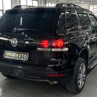 Volkswagen Touareg 3.0d AT ( 224л.с.)