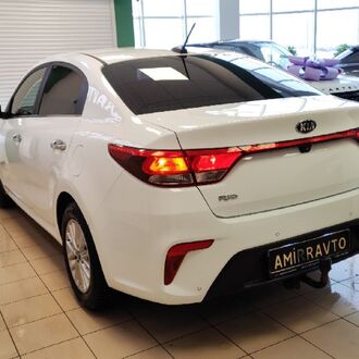 Kia Rio 1.6 AT( 123 л.с.)