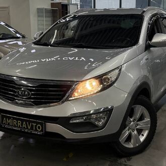 Kia Sportage 2.0 AT AWD( 123 л.с.)