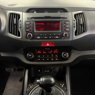 Kia Sportage 2.0 AT AWD( 123 л.с.)