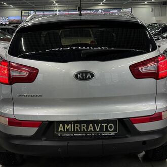 Kia Sportage 2.0 AT AWD( 123 л.с.)