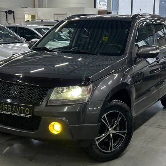 Suzuki GRAND VITARA 5D 2.4 AT 4WD JLX-E ( 169л.с.)