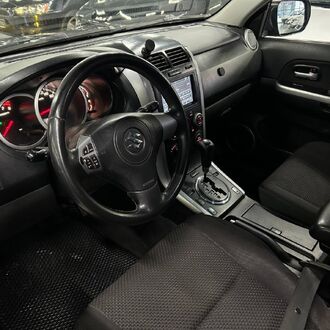 Suzuki GRAND VITARA 5D 2.4 AT 4WD JLX-E ( 169л.с.)