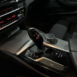 BMW 530 i X-Drive 3.0 AT (л.с.)