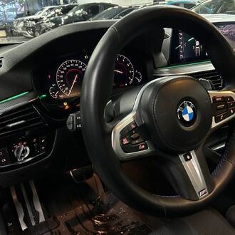 BMW 530 i X-Drive 3.0 AT (л.с.)